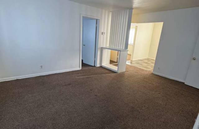 8023 West Thurston Avenue - 1 Gallery 2