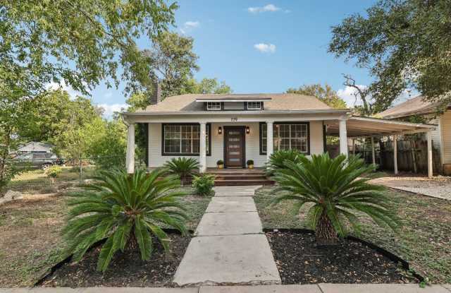 1119 W HUISACHE AVE Gallery 3