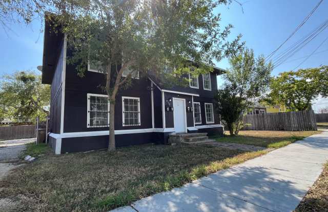 ONE BEDROOM APT WITH WATER PAID photos photos