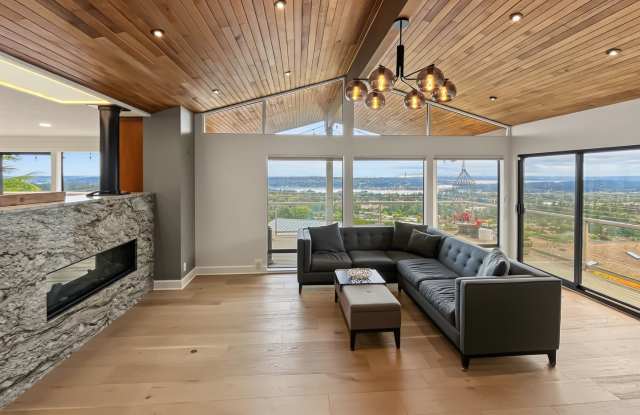 Sweeping Skylines & Modern Mid-Century Luxury in Bellevue! Gallery 4