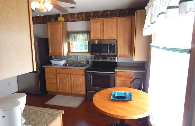 2553 WARM SPRINGS Road Gallery 2