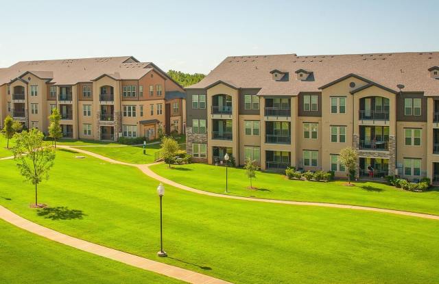 Paladin Apartments photos photos