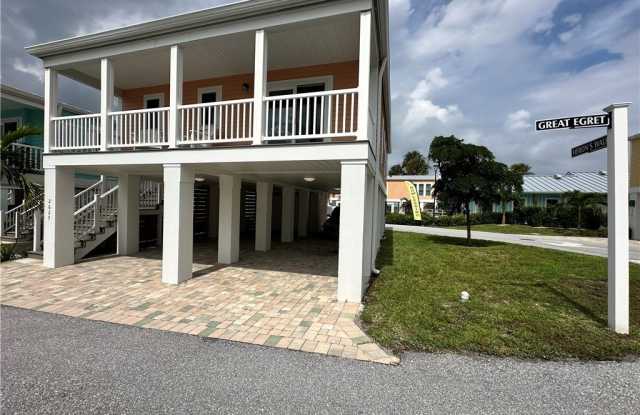 2625 NE Great Egret Way Gallery 2