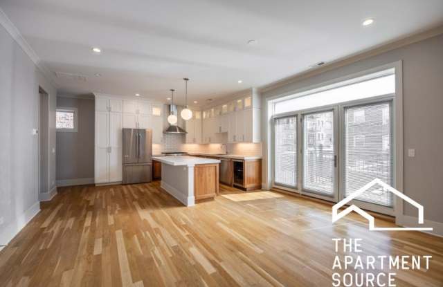 4133 North Kenmore Ave. photos photos
