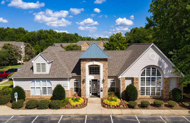 Avana Avebury photos photos