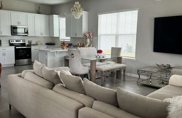 426 Venetian Palms Boulevard photos photos