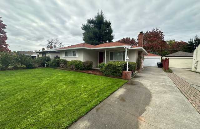 Great Location near McKinley Park! - 4129 McKinley Boulevard, Sacramento, CA 95819