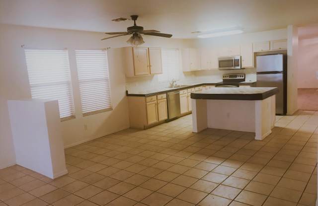 13556 W Fargo Drive Gallery 4