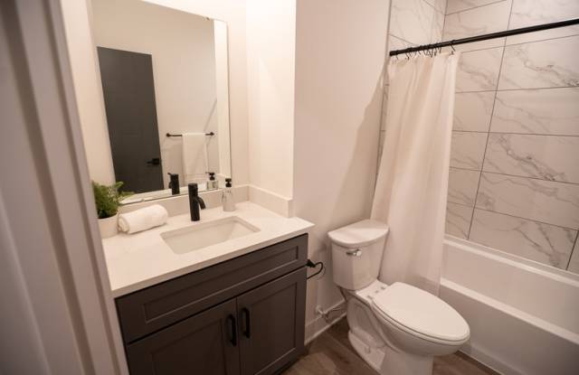 2584 Mallard Point Lane Gallery 1