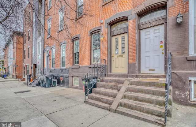 2542 W GIRARD Avenue photos photos