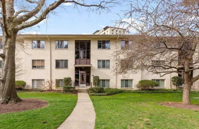 10440 Rockville Pike photos photos