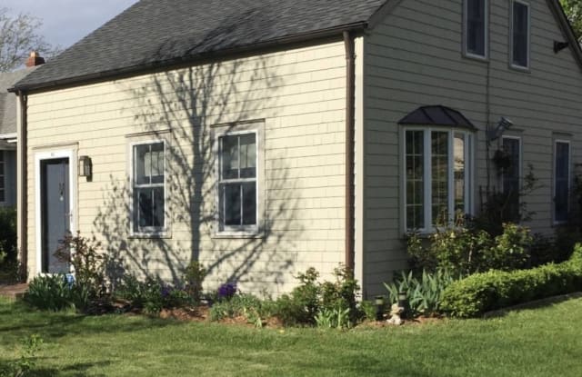 60 Point St - 60 Point Street, Jamesport, NY 11970