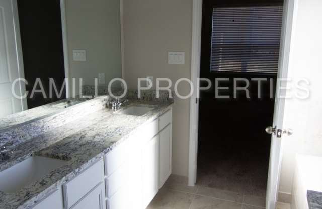 7815 Mesquite Hill Lane Gallery 3