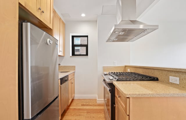 211 West 252nd Street - 211 West 252nd Street, Bronx, NY 10471