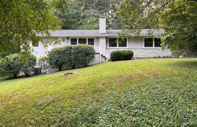 5/3 updated Mid-Century Modern with original hardwoods photos photos
