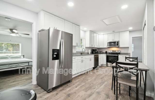 1051 Dogwood Drive - Room 1 Gallery 4