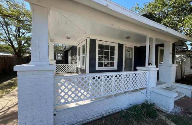 $0 First Month's Rent / $0 Deposit at Move-in Gallery 4