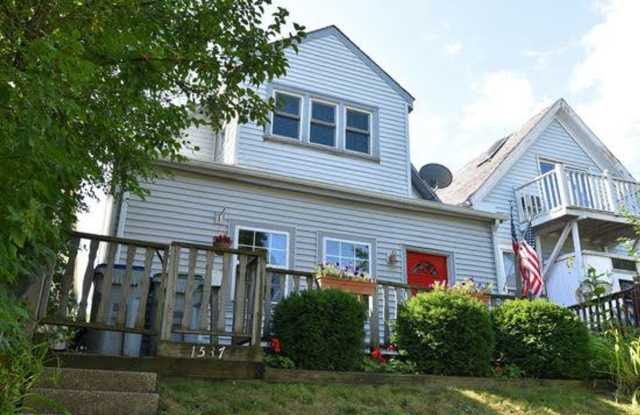 1537 E. North Ave.....Single Family House! photos photos