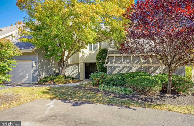906 CHANTICLEER - 906 Chanticleer, Springdale, NJ 08003