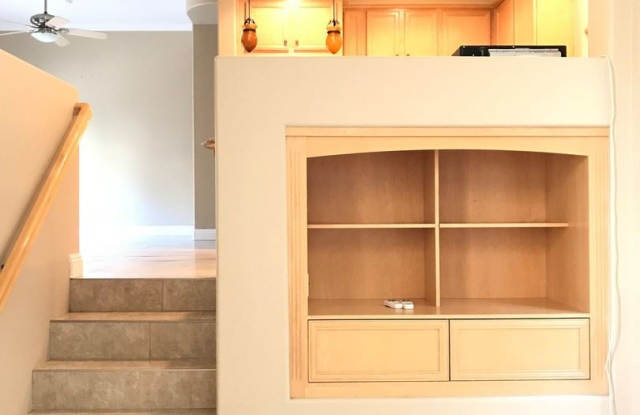 2828 Villas Way Gallery 4