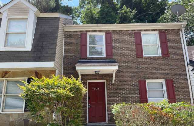 Affordable 2 Bedroom, 2.5 Bath in Prime Stockbridge Location!! photos photos