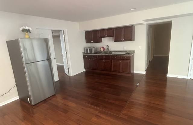3833 Clarke Farm Pl Gallery 2