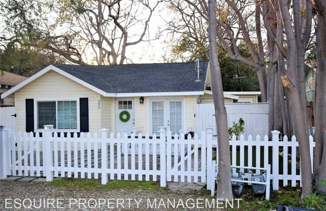 2884 CRESCENT WAY - 2884 Crescent Way, Thousand Oaks, CA 91362
