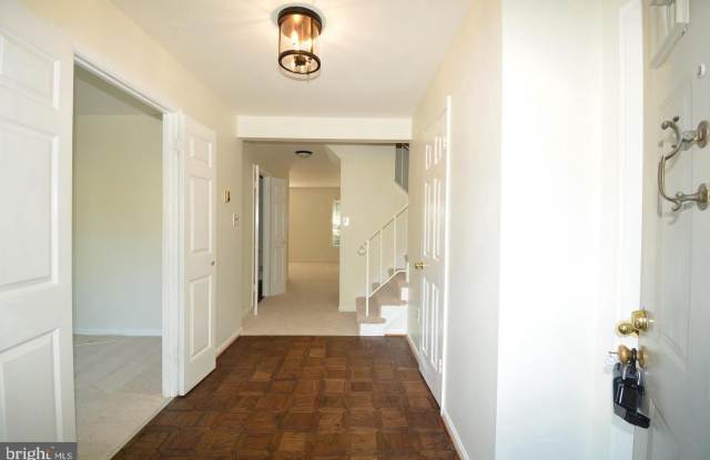 7378 JIRI WOODS Court Gallery 4