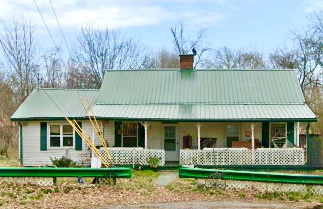 424 Webb Rd Gallery 1