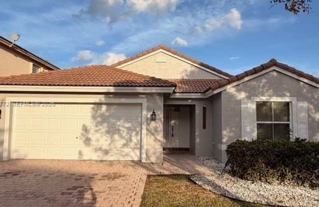 23913 SW 108th Ct photos photos