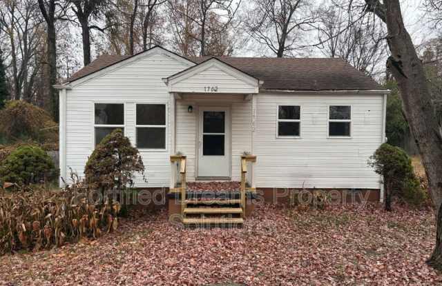 1702 J Ave photos photos