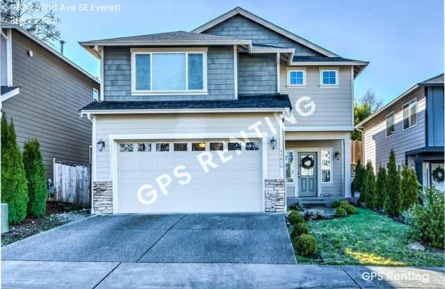 Stylish And Sleek Everett Home On A Quiet Street! photos photos
