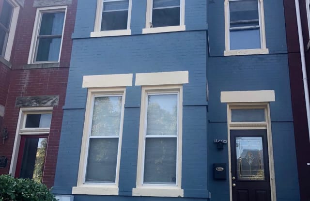 1405 F STREET NE - 1405 F Street Northeast, Washington, DC 20002