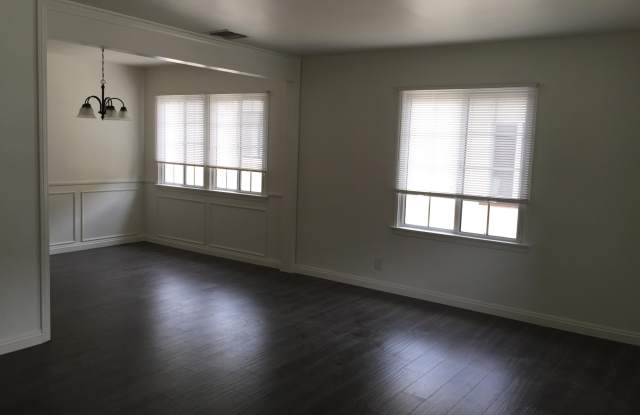 1427 N Evergreen Street Gallery 3
