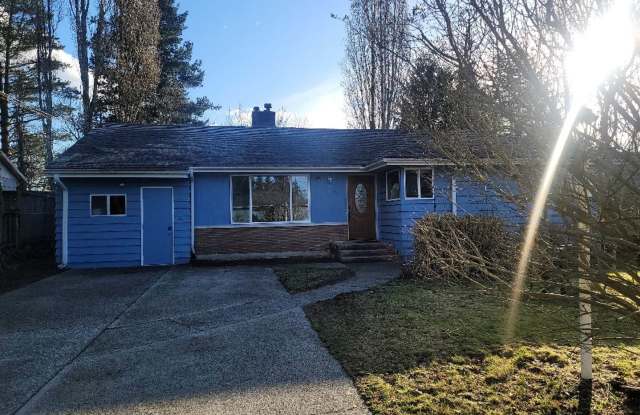 821 NE 152nd St - 821 Northeast 152nd Street, Shoreline, WA 98155