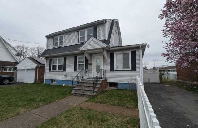 136 Lexington Ave - 136 Lexington Avenue, Paterson, NJ 07502 136 Lexington Ave - 136 Lexington Avenue, Paterson, NJ 07502