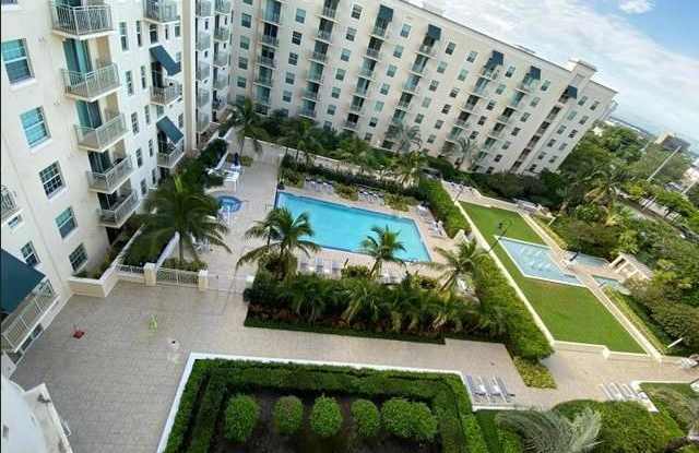 610 Clematis St - 610 Clematis Street, West Palm Beach, FL 33402