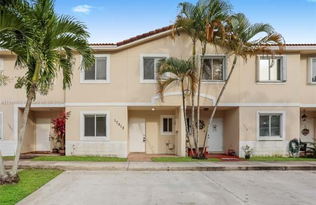 17513 SW 140th Ct - 17513 Southwest 140th Court, Richmond West, FL 33177
