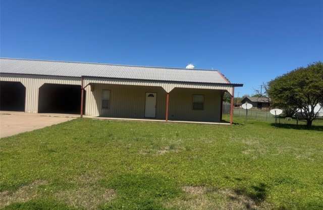 202 E 3rd Street photos photos