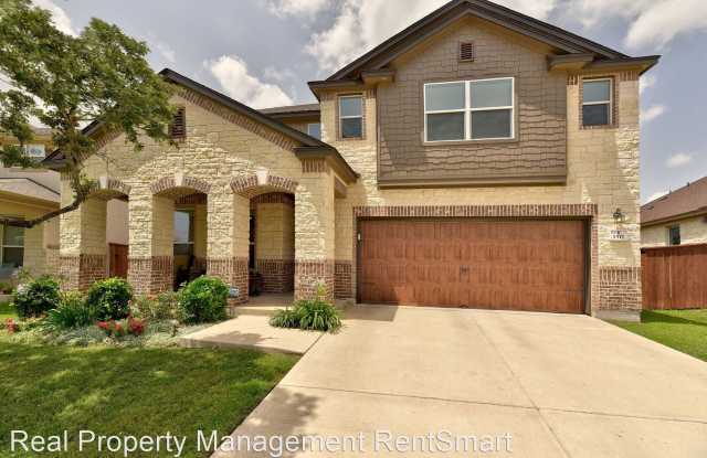 1517 Uhland Drive Gallery 2