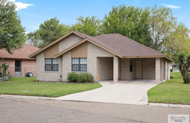 1317 S WILLOW - 1317 Willow Street, La Feria, TX 78559