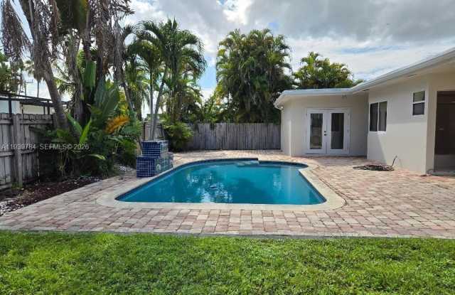 3909 NW 17th Ter photos photos