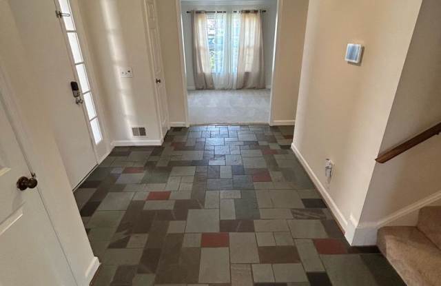 3816 Ridgelea Drive Gallery 2