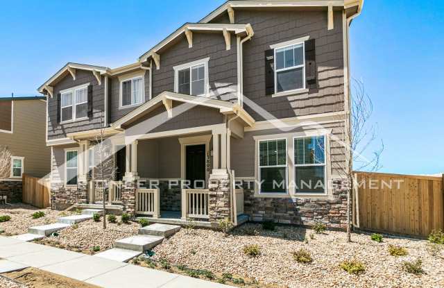 Modern Townhome with Central AC and 2 Car Garage! - 13800 Ash Circle, Thornton, CO 80602