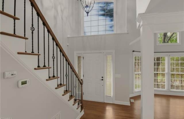 1519 Worthington Place Gallery 4