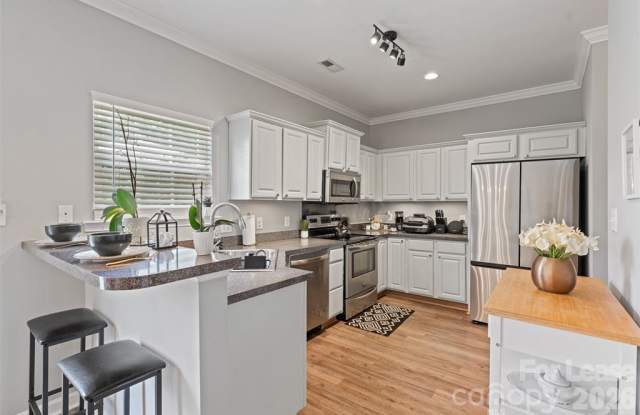 126 Ridge Bluff Road Gallery 3