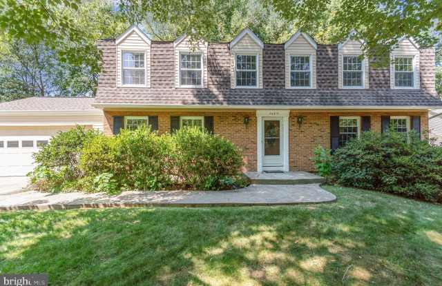 7690 MIDDLE VALLEY COURT - 7690 Middle Valley Drive, Newington Forest, VA 22153