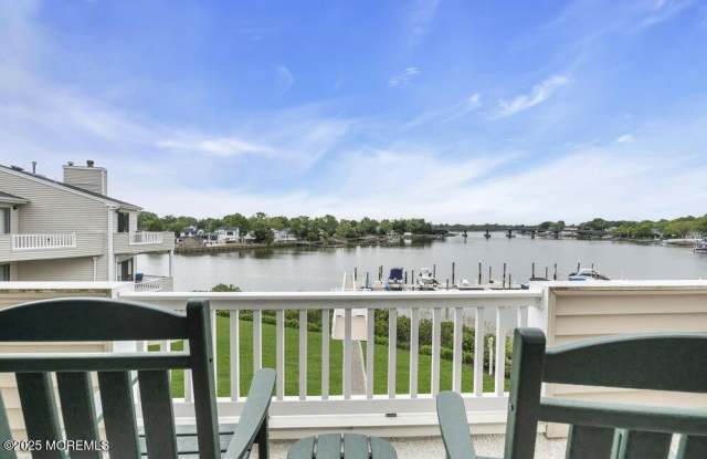 55 Sunset Avenue photos photos