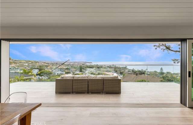 12 N Vista de la Luna - 12 No Vista De La Luna, Laguna Beach, CA 92651 12 N Vista de la Luna - 12 No Vista De La Luna, Laguna Beach, CA 92651