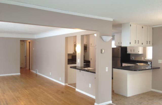 6317 Georgia Av - 6317 Georgia Avenue North, Brooklyn Park, MN 55428